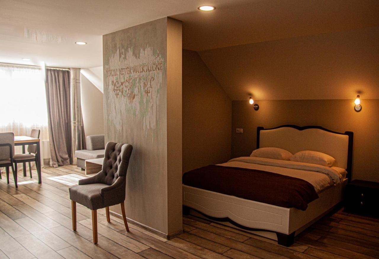 Biplan Hotel Daugavpils Esterno foto