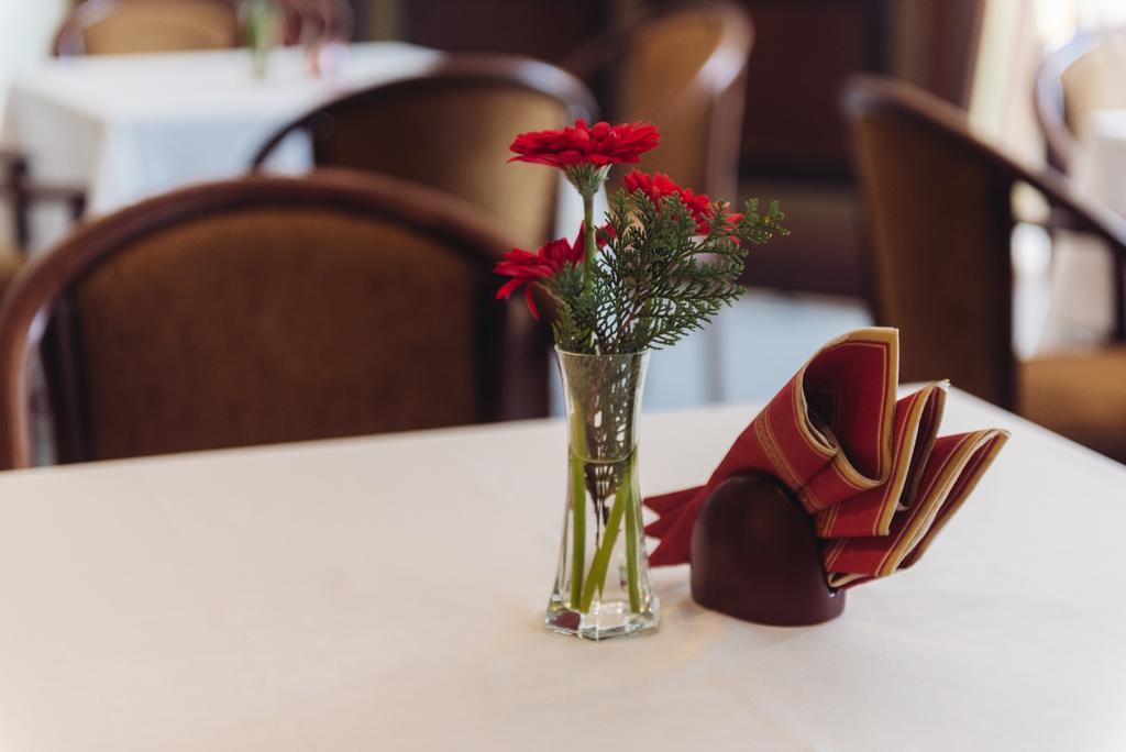 Biplan Hotel Daugavpils Esterno foto