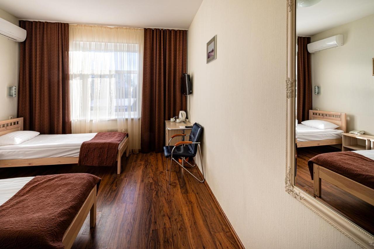 Biplan Hotel Daugavpils Esterno foto