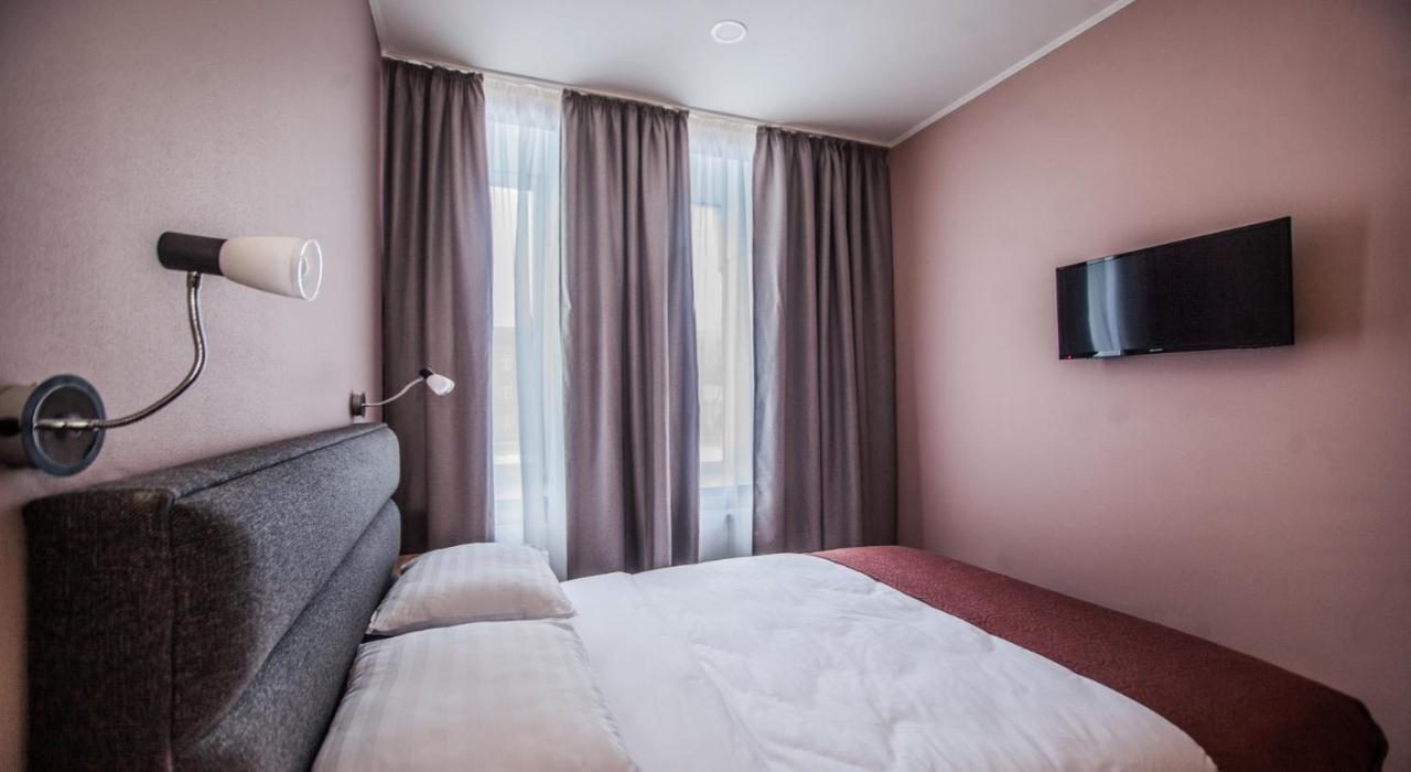 Biplan Hotel Daugavpils Esterno foto